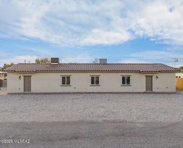 8041 E Escalante Road, Tucson, AZ 85730