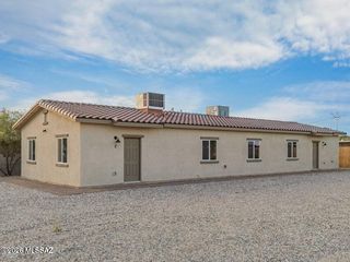 8041 E Escalante Road, Tucson, AZ 85730