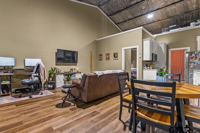 155 Private Road 3561, Kilgore, TX 75662
