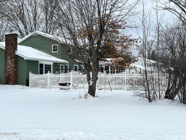 4 Sandstone Drive, Glenville, NY 12027