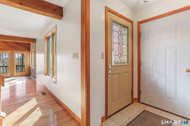 68 Tawney Drive, Bethany, CT 06524