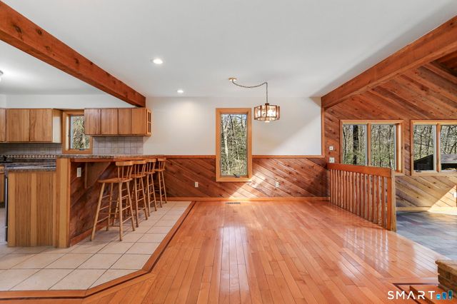 68 Tawney Drive, Bethany, CT 06524