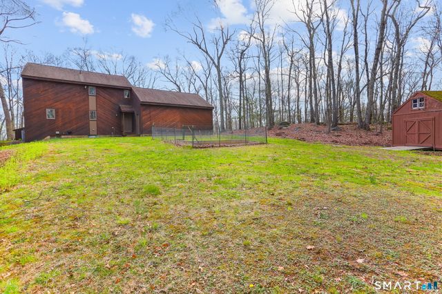 68 Tawney Drive, Bethany, CT 06524