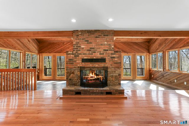 68 Tawney Drive, Bethany, CT 06524