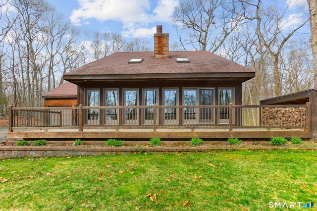 68 Tawney Drive, Bethany, CT 06524