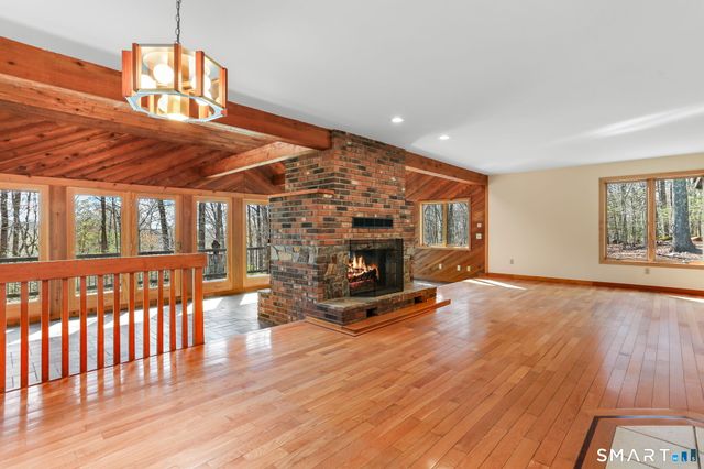 68 Tawney Drive, Bethany, CT 06524