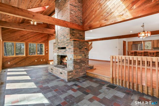 68 Tawney Drive, Bethany, CT 06524