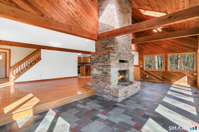 68 Tawney Drive, Bethany, CT 06524