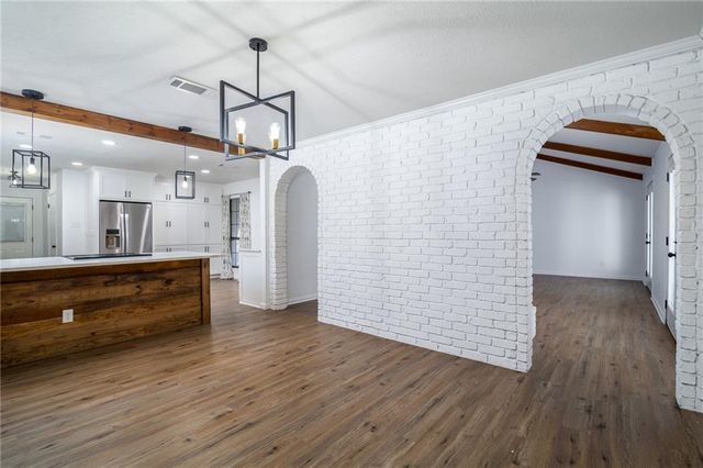 3770 SOUTH Loop, Pineville, LA 71360