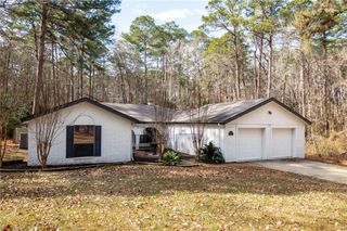 3770 SOUTH Loop, Pineville, LA 71360