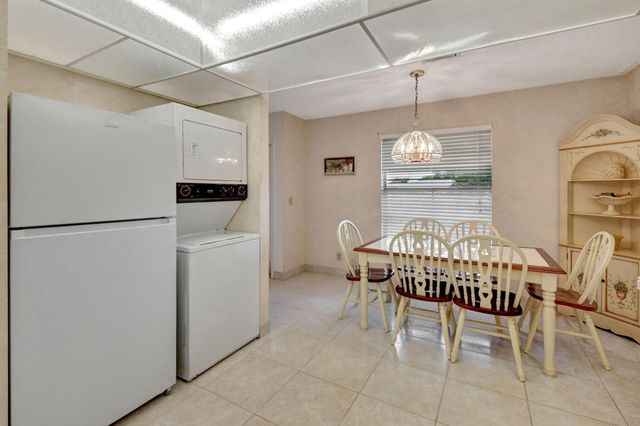 1670 NW 18TH Avenue 202, Delray Beach, FL 33445