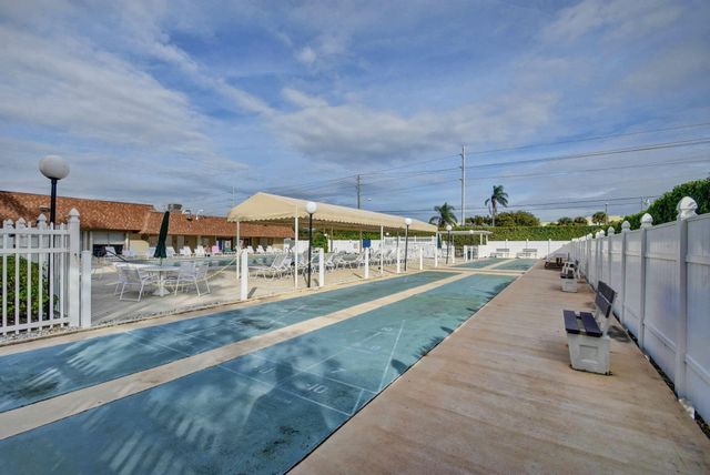 1670 NW 18TH Avenue 202, Delray Beach, FL 33445