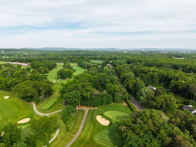 550 Wolf Swamp, Longmeadow, MA 01106