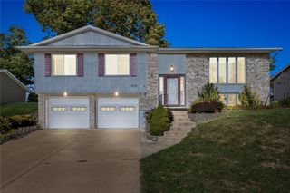 1524 Whitters Way NW, Cedar Rapids, IA 52405