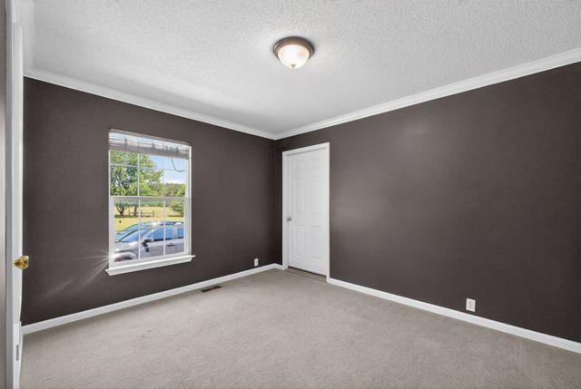 2673 McKnight Rd, Culleoka, TN 38451