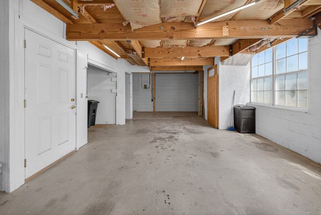 2673 McKnight Rd, Culleoka, TN 38451