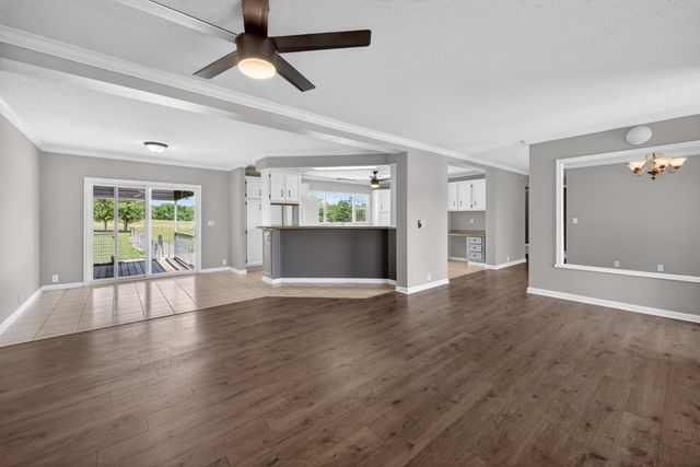 2673 McKnight Rd, Culleoka, TN 38451
