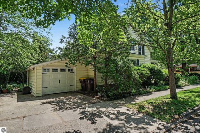 402 N Franklin Street, Mt Pleasant, MI 48858
