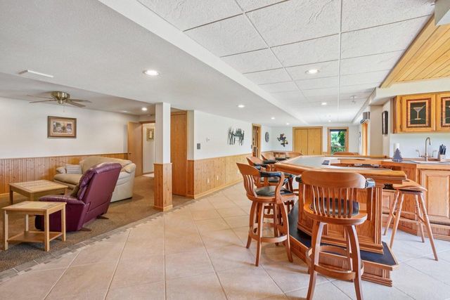 N70W28675 Huntington STREET, Hartland, WI 53029