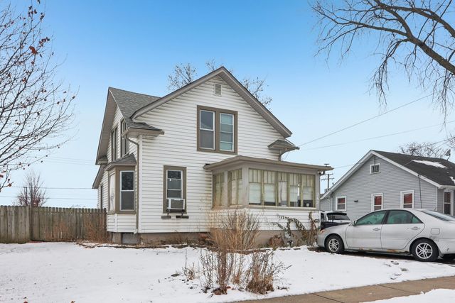 262 S WESTON Avenue, Elgin, IL 60123