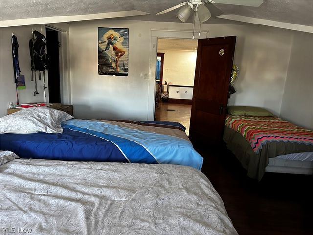 3306 West Boulevard, Cleveland, OH 44111
