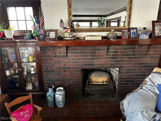 3306 West Boulevard, Cleveland, OH 44111