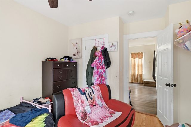 28-30 Nelson Ave, Springfield, MA 01109