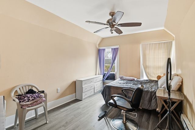 28-30 Nelson Ave, Springfield, MA 01109