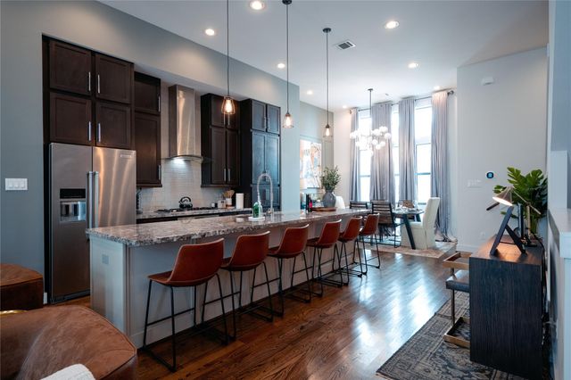 2826 Clay Street, Houston, TX 77003