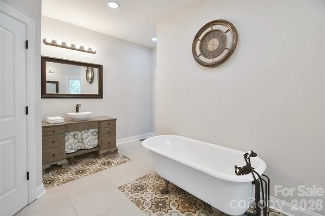 36276 Vick Road, New London, NC 28127