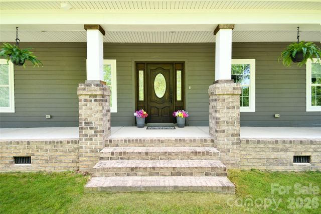 36276 Vick Road, New London, NC 28127