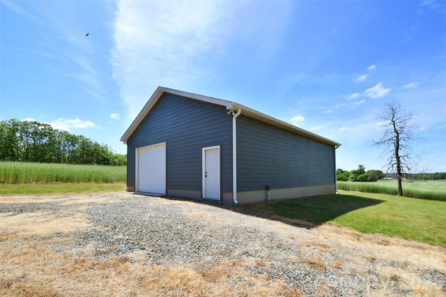 36276 Vick Road, New London, NC 28127