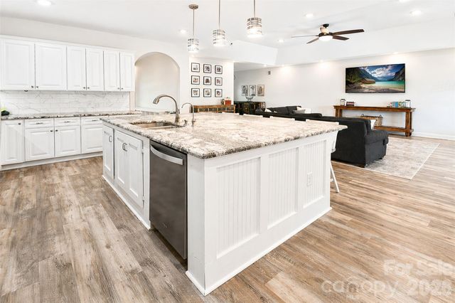 36276 Vick Road, New London, NC 28127