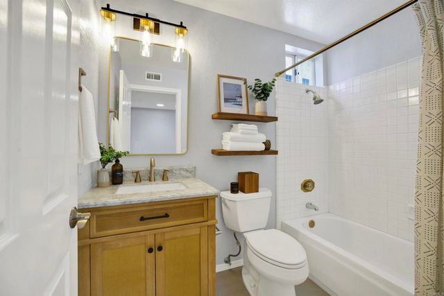 17095 Carranza Drive, San Diego, CA 92127