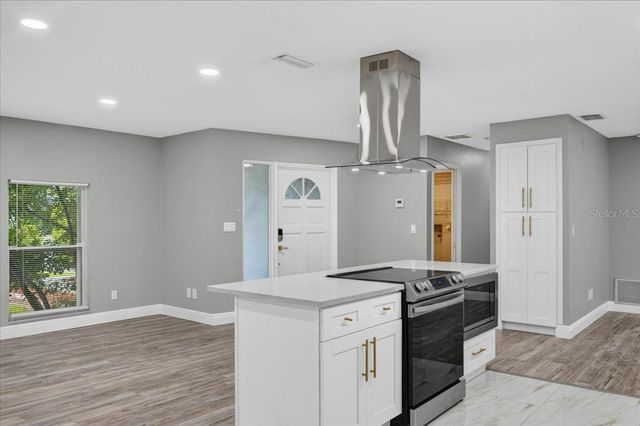 2964 MEADOW OAK DRIVE S, Clearwater, FL 33761