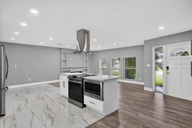 2964 MEADOW OAK DRIVE S, Clearwater, FL 33761