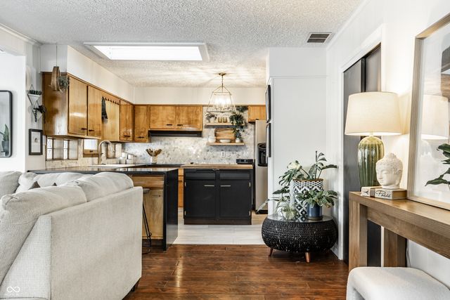 8270 E 12th Street, Indianapolis, IN 46219