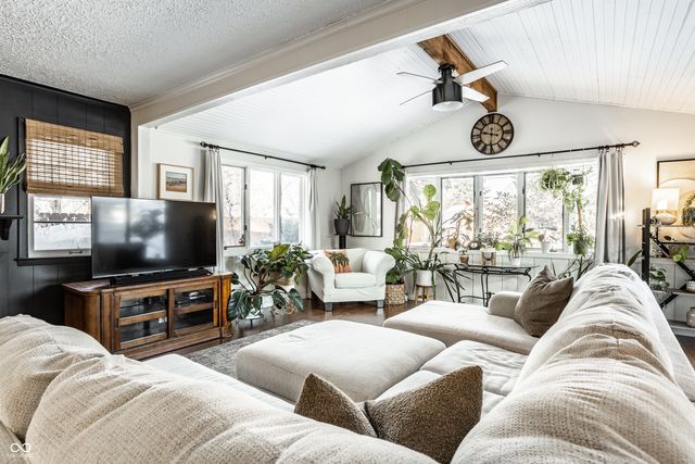 8270 E 12th Street, Indianapolis, IN 46219