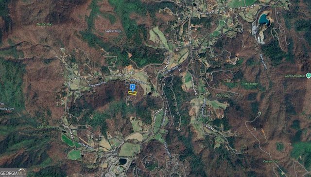 300 Evergreen Road, Hiawassee, GA 30546