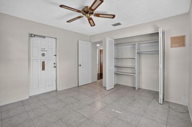 6999 16TH AVENUE N, St Petersburg, FL 33710