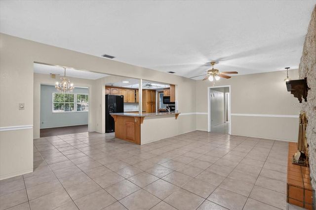 6999 16TH AVENUE N, St Petersburg, FL 33710