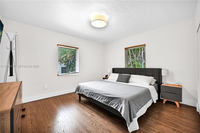 295 De Leon Dr, Miami Springs, FL 33166