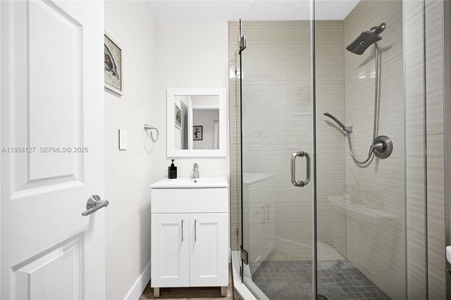 295 De Leon Dr, Miami Springs, FL 33166