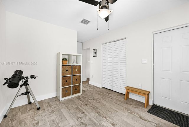 295 De Leon Dr, Miami Springs, FL 33166