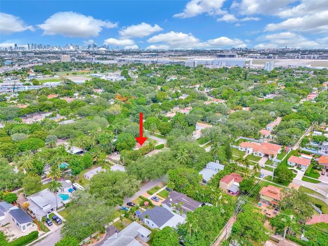 295 De Leon Dr, Miami Springs, FL 33166