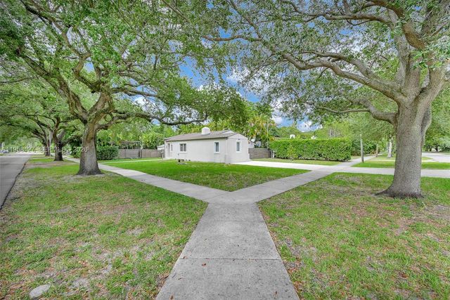295 De Leon Dr, Miami Springs, FL 33166