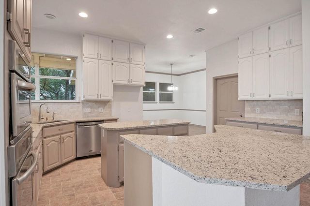 4303 Bob Wire RD, Spicewood, TX 78669