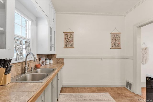 1023 Main Street, Canon City, CO 81212