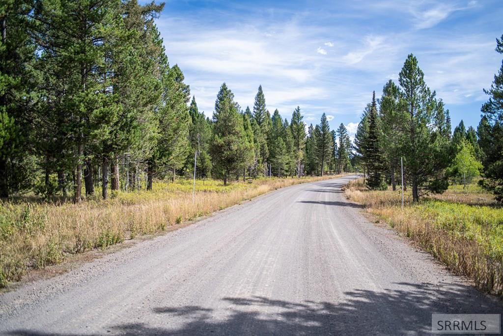 Image 39 of property listing at 2819 NE Sagehen Dr, Island Park, ID 83429