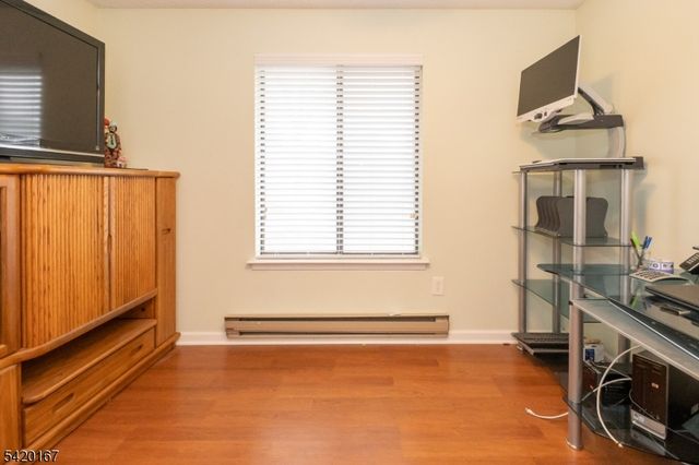 264 Crosse Dr B, Monroe Twp., NJ 08831